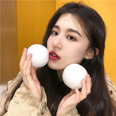 关于女生背影的qq头像图片