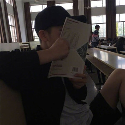 萌帅男生头像动漫图片