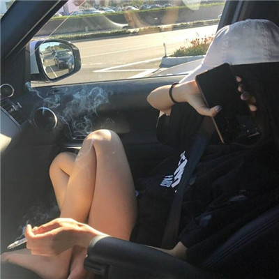 微信头像唯美女生短发图片