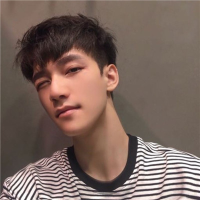 超拽帅气2018男生喜欢动漫卡通照片当头像图片