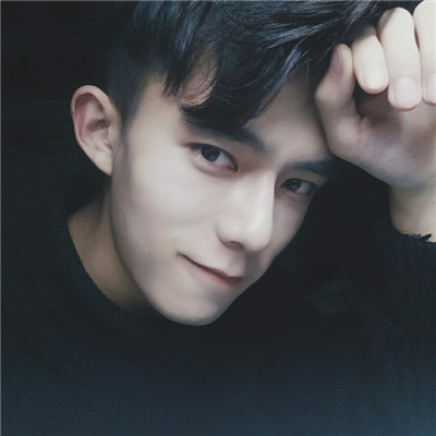 超拽帅气2018男生喜欢动漫卡通照片当头像图片