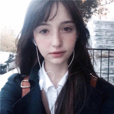 qq闺蜜动漫头像女生图片