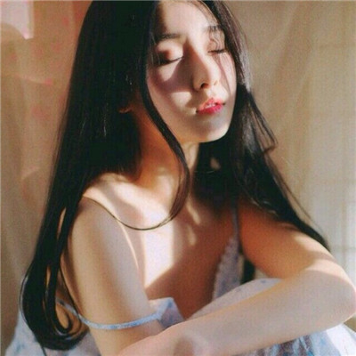 女生头像森系手绘简约图片
