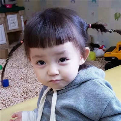 qq头像女生带黑色帽子图片