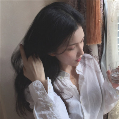 qq头像呆萌女生头像图片