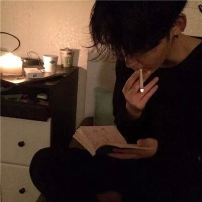 2018个性一个男生用女生的动漫头像图片
