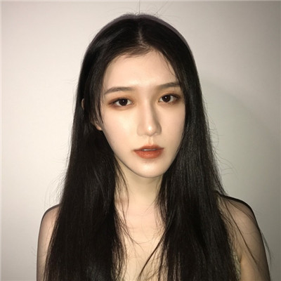 qq头像女生黑白影子图片