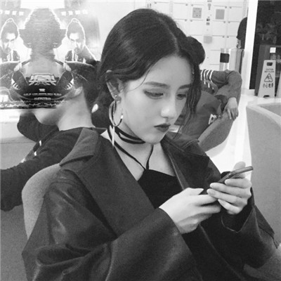 qq头像欧美女生彩色图片