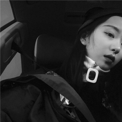 qq头像欧美女生彩色图片