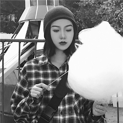 qq头像欧美女生彩色图片