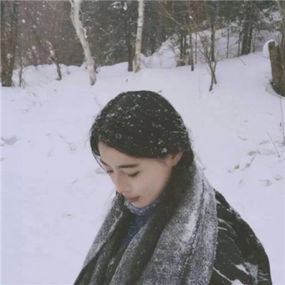 女生高清头像卖萌可爱图片