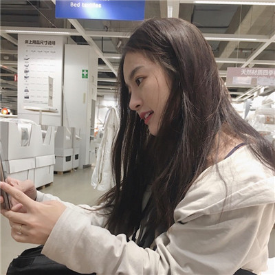 好看伤感图片头像女生图片