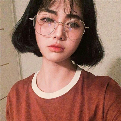 qq女生唯美伤感头像图片