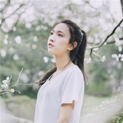 短发女生闺密头像两张图片