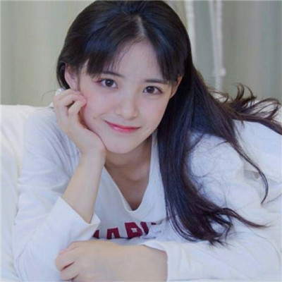 头像女生简单气质卡通图片