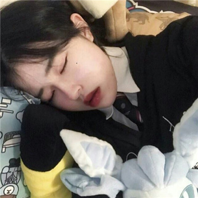 qq上好看的头像女生图片