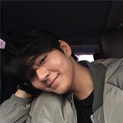 2018朋友圈背景图片背影男生头像图片