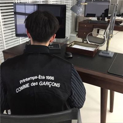 帅气有品位的qq眼镜头像男生头像图片