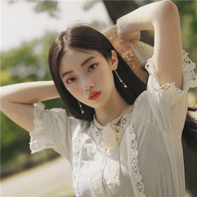 qq头像女生戴帽子韩国图片