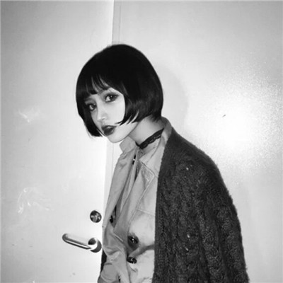 霸气带帽子的女生头像图片