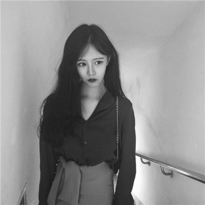 霸气带帽子的女生头像图片