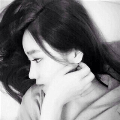 qq女生受伤流血头像