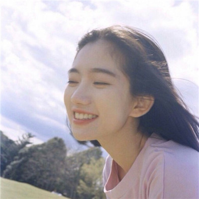 女生短发头像高冷图片图片