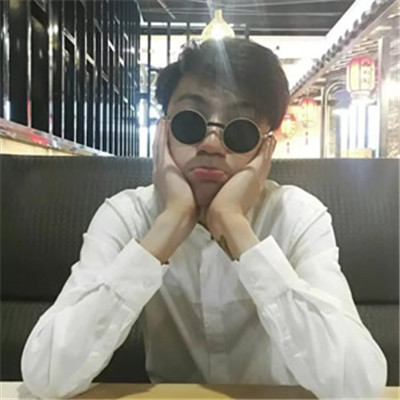 2018最火快手头像带红色手链的男生头像图片