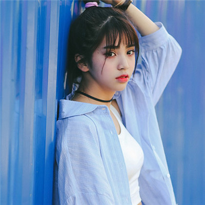 qq女生头像绿色侧面图片
