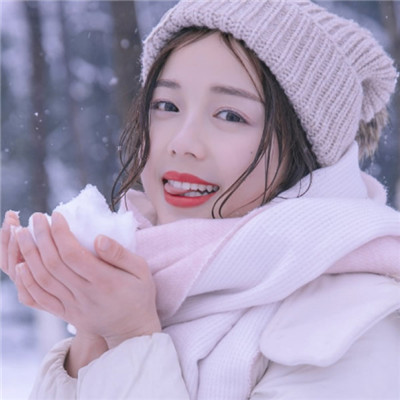 qq女生头像绿色侧面图片