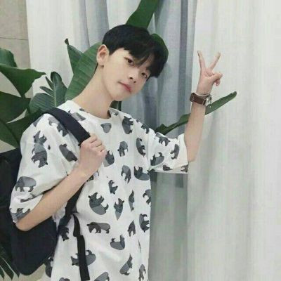 快手头像粉色校服男生抱女生头像图片