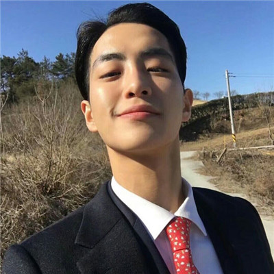 快手头像粉色校服男生抱女生头像图片
