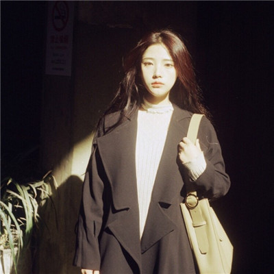 女生头像带字易烊千玺图片