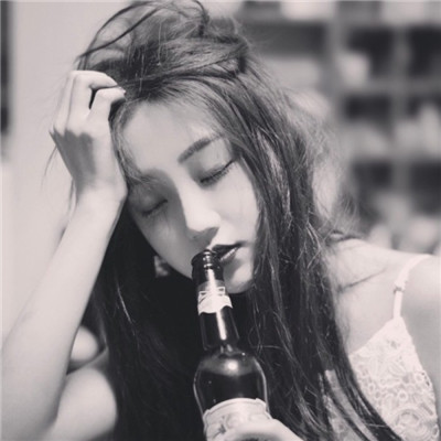 qq头像女生霸气动态图片
