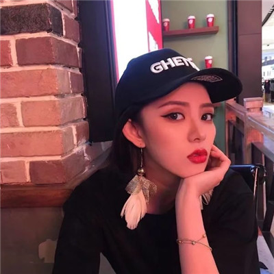 短发后背图片女生头像图片