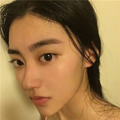 qq女生头像绿色侧面图片