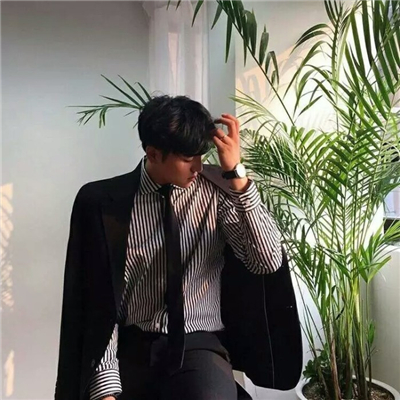 男生奥特曼的头像图片