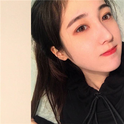 女生抽烟伤感带字头像图片