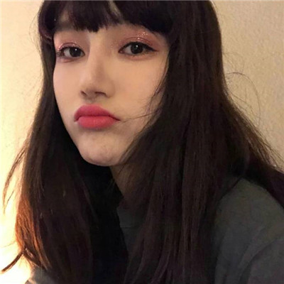 女生抽烟伤感带字头像图片