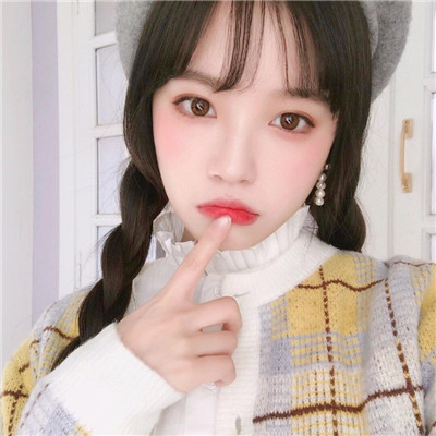 卡通女生头像唯美时尚图片