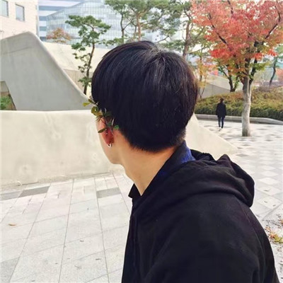 个性帅气比较二的萌娃照片可爱头像男生图片