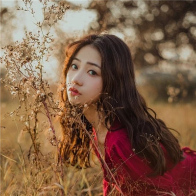 微信头像女生带字卡通图片