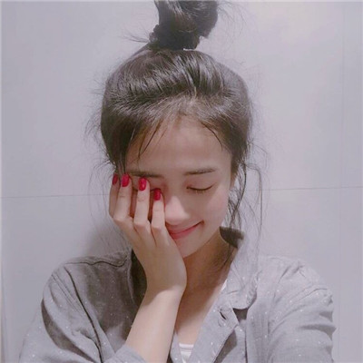 qq头像欧美女生彩色图片