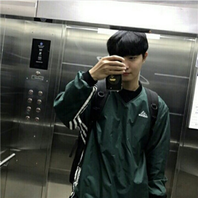 卡通小男生头像超萌图片