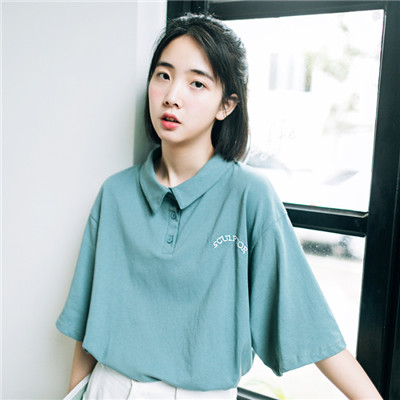 女生头像背影带字白色图片