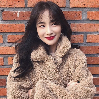 女生短发图片头像背影图片