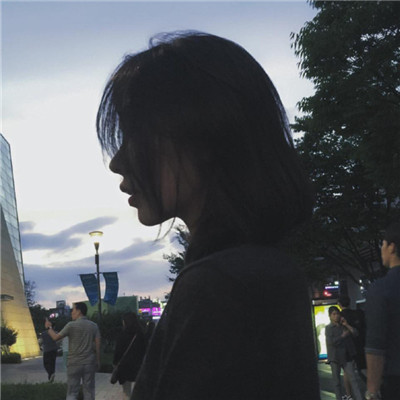 网络图片女生头像好看图片