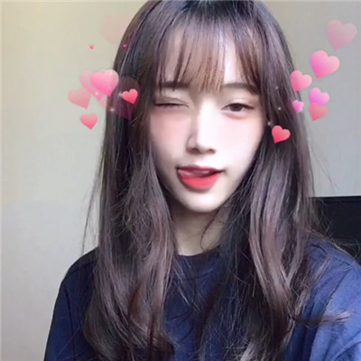 qq头像带字忧伤女生图片