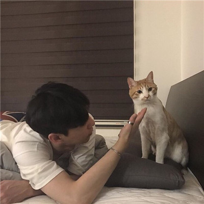 清爽干净远处男生头像图片
