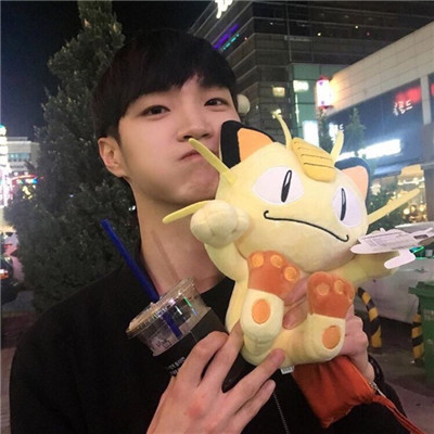 清爽干净远处男生头像图片